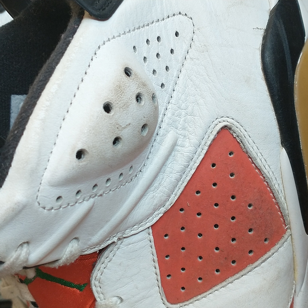 RARE---Collector Item..-Jordan Sneakers - Picture 8 of 12